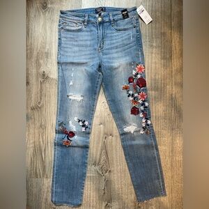 Abercrombie & Fitch Harper Low Rise Ankle Embroidered Jeans size 28/6R NWT